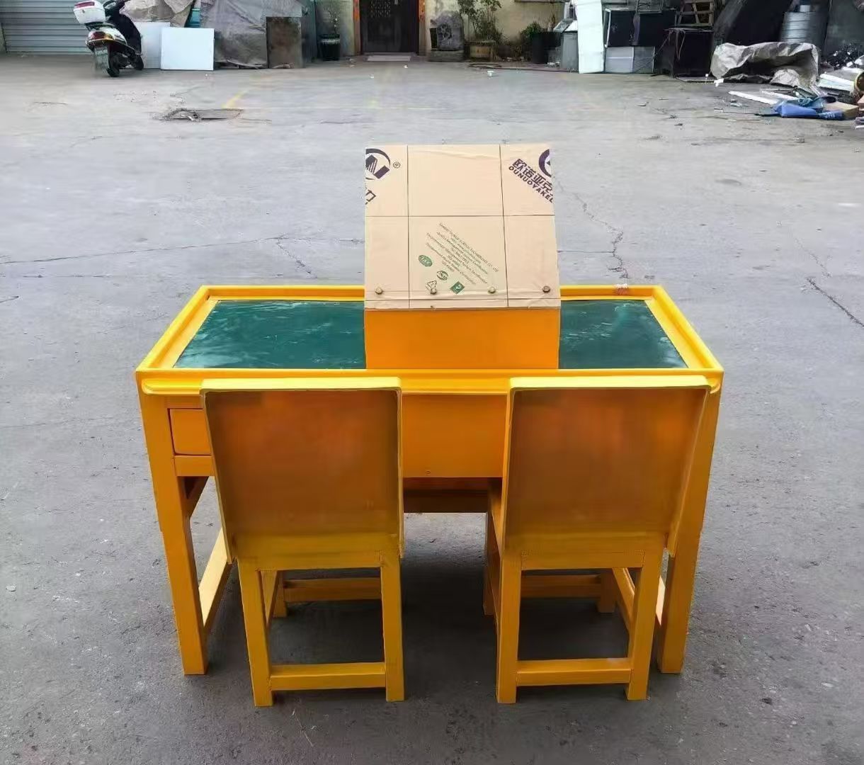 铁西防静电导通桌井下煤矿火工品发放桌：危险品流转的安全守护者